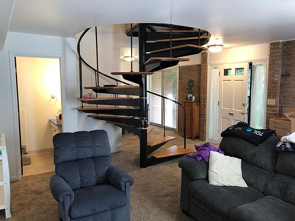 2nd image of 2183 W Schantz Ave #2183