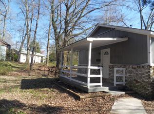 101 Walsh Ln, Oak Ridge, TN 37830