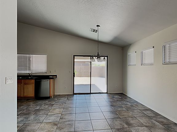 5th image of 5202 W Magdalena Ln