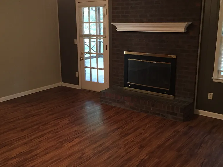 Darlene Way — Photo 3