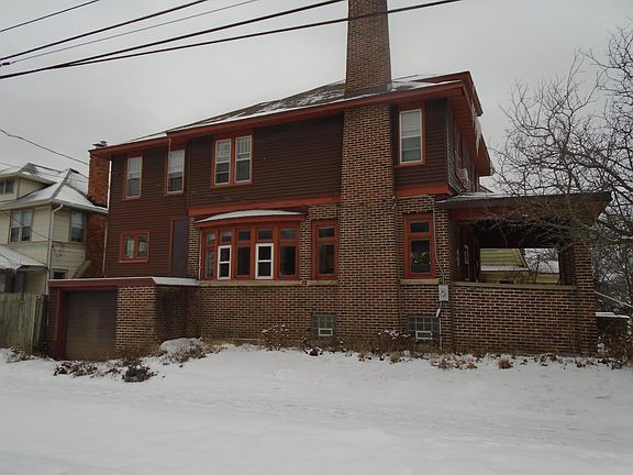 2nd image of 557 Glenwood Ave SE