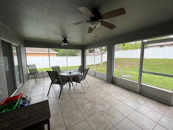 4th image of 2504 Carmel Ln