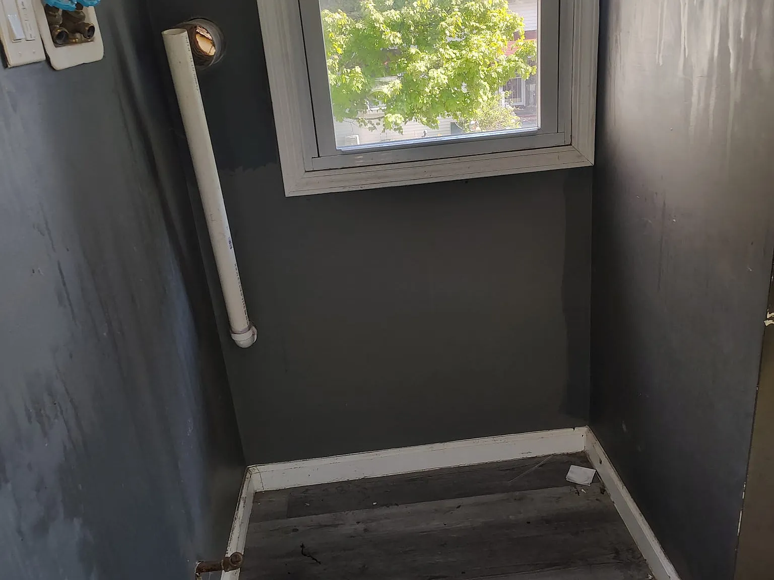 2 bed, $1,600 — Photo 4