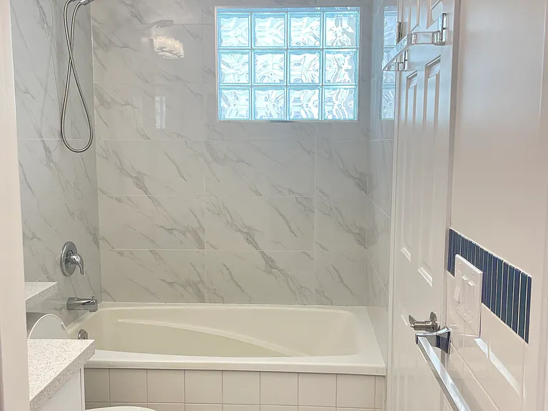 1236 W 8th Ave #412 — Photo 14