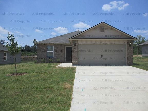 3rd image of 331 Clear Creek Ln