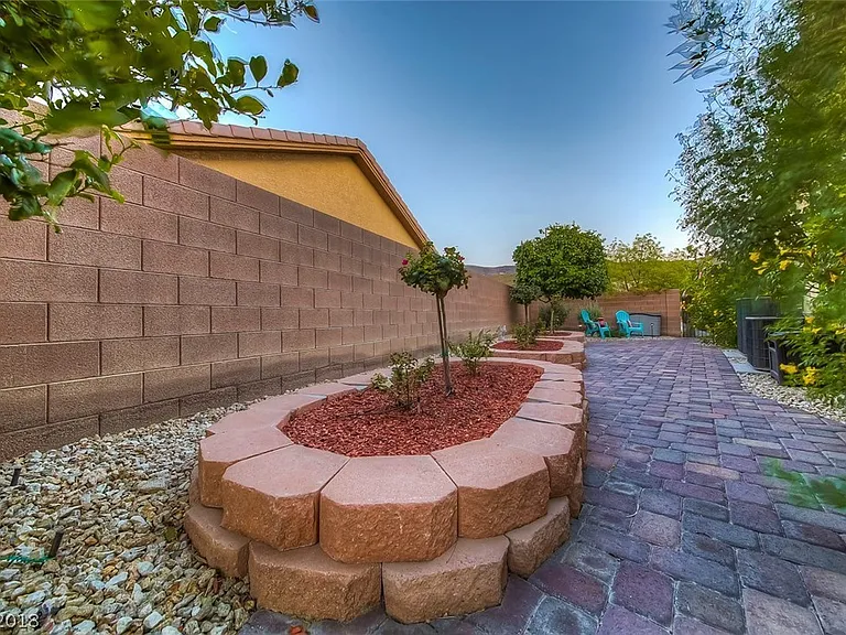 1160 Palmetto Bay Dr — Photo 11
