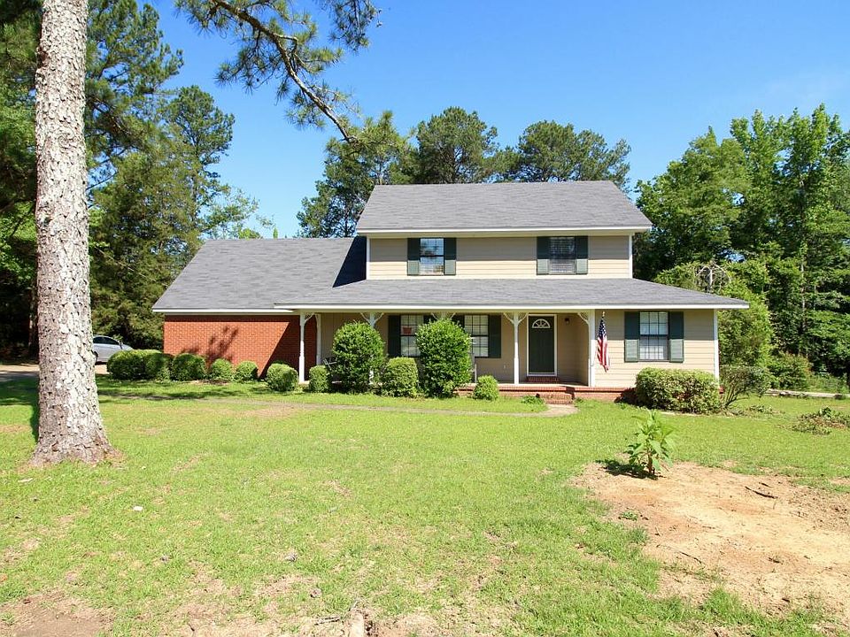 1st image of 135 Lakeover Dr W