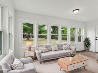 35263 Lewis St, Westland, MI 48185