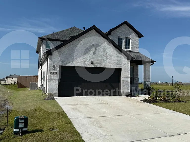 2503 Blue Oasis Ct — Photo 3
