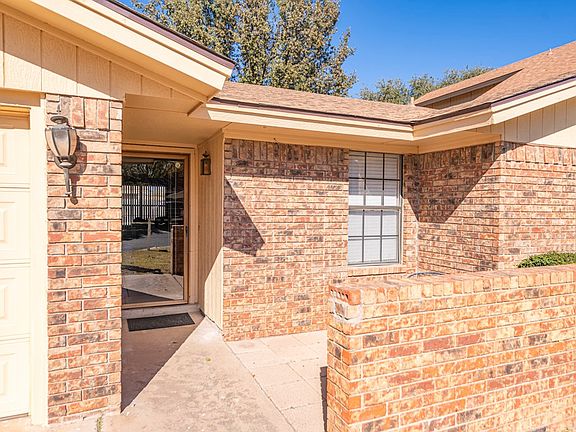2nd image of 1601 Doe Ln