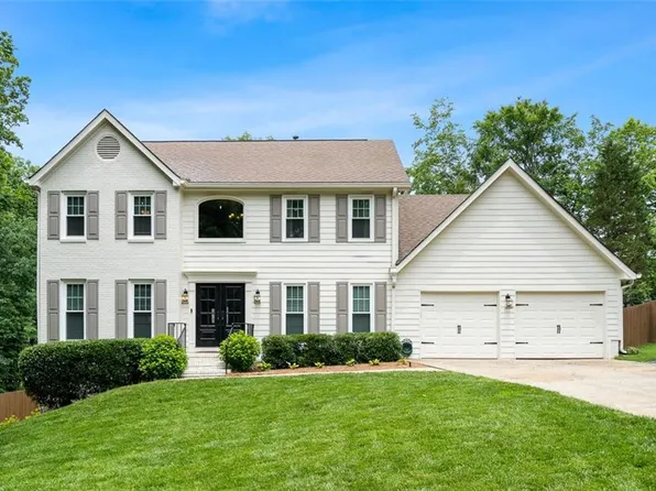 3710 Robinson Walk Ct, Marietta, GA 30068