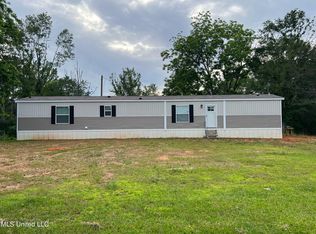 5571 County Line Rd, Carthage, MS 39051
