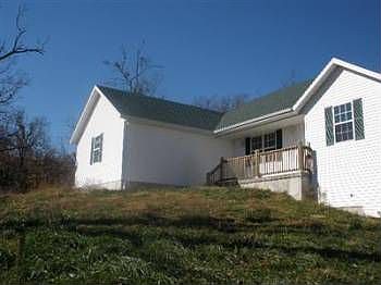 2nd image of 230 Manchester Rd