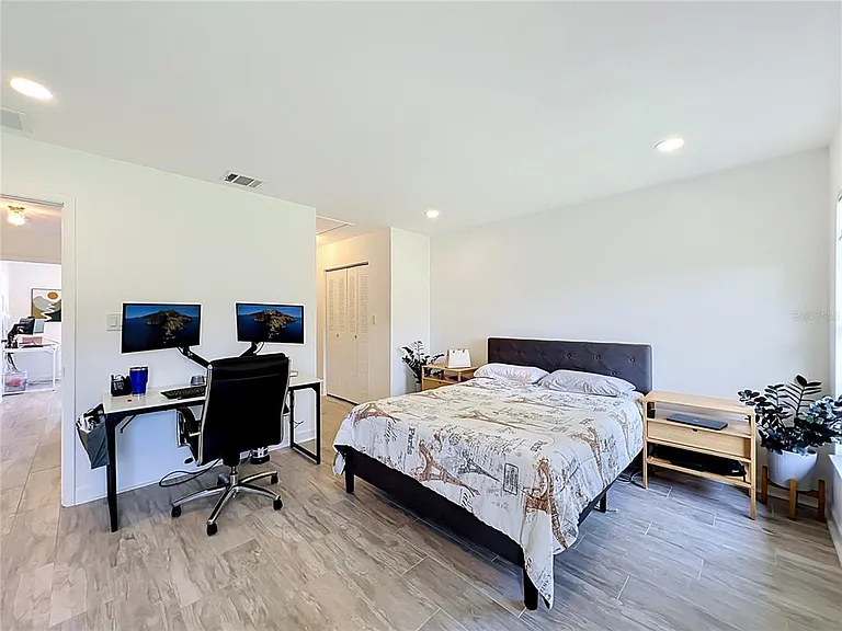 5501 Memorial Dr — Photo 39