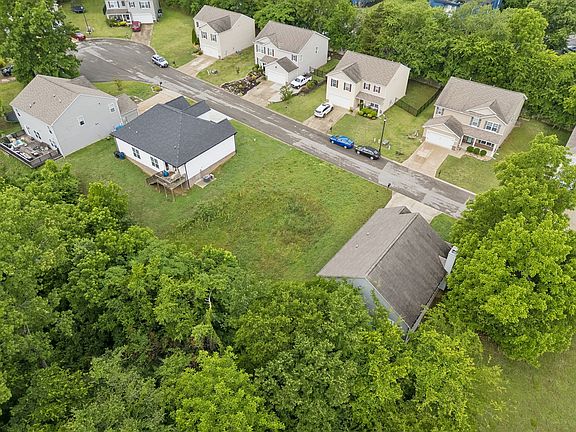 3rd image of 1243 Oxford Village Cv