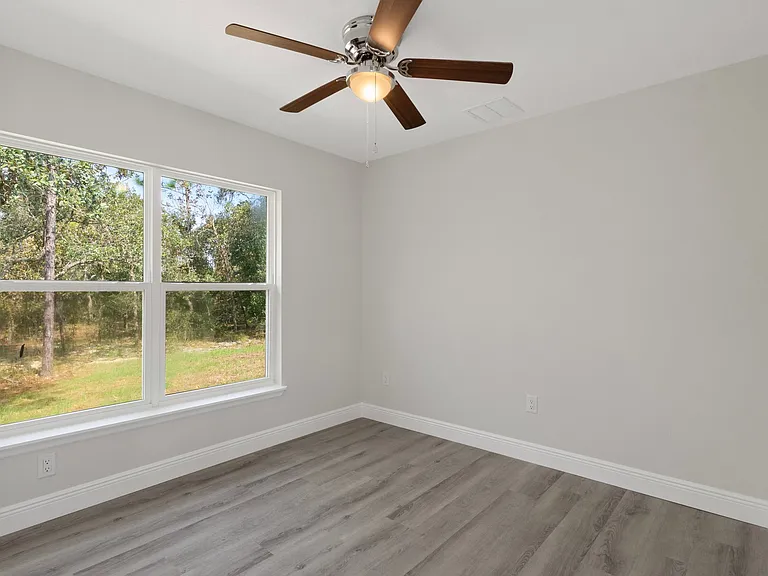 4865 E Princeton Ln — Photo 15