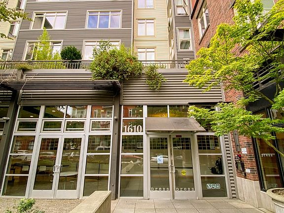 3rd image of 1610 Belmont Ave APT 612