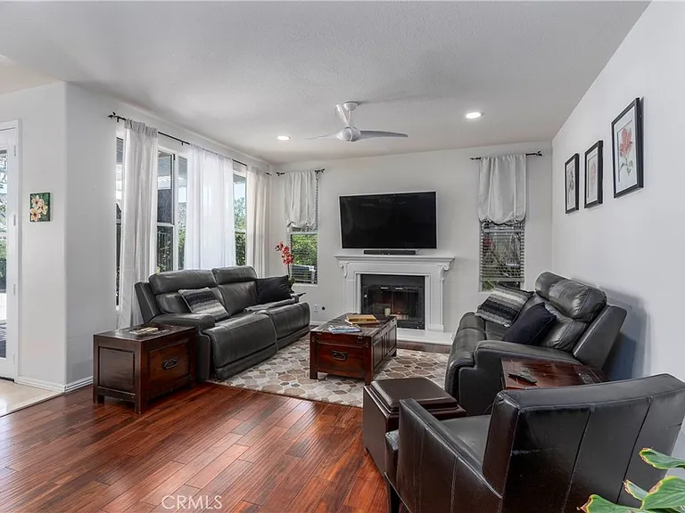 7371 Westcliff Dr — Photo 15