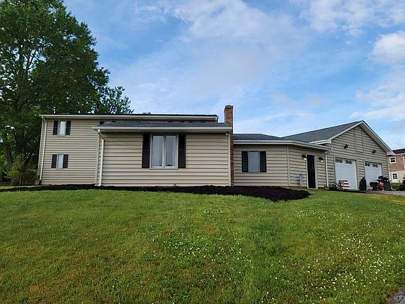 4th image of 112 Oaklawn Ave