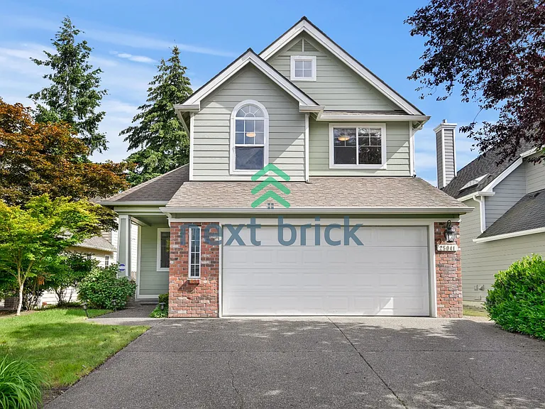 25041 SE 42nd St — Photo 1