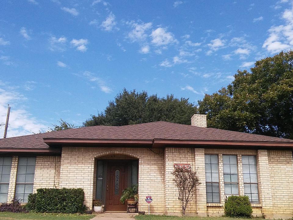 1st image of 1902 N Arbor Rose Dr