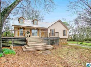 6016 Smokey Rd, Calera, AL 35040