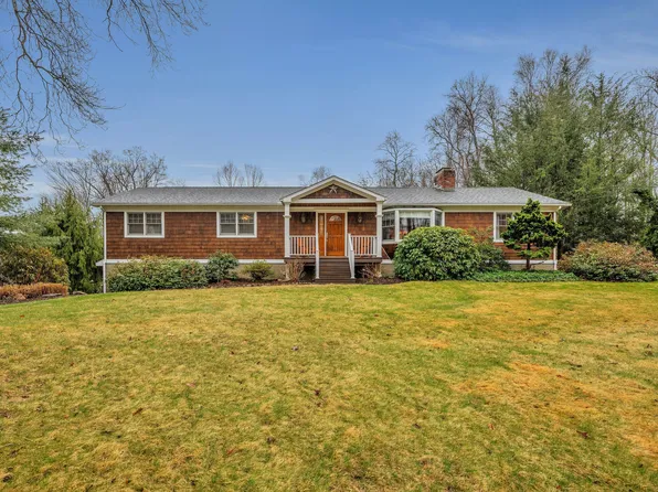 61 Hillside Lane, Monroe, CT 06468