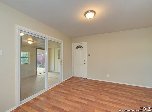 4th image of 4258 Dysart St