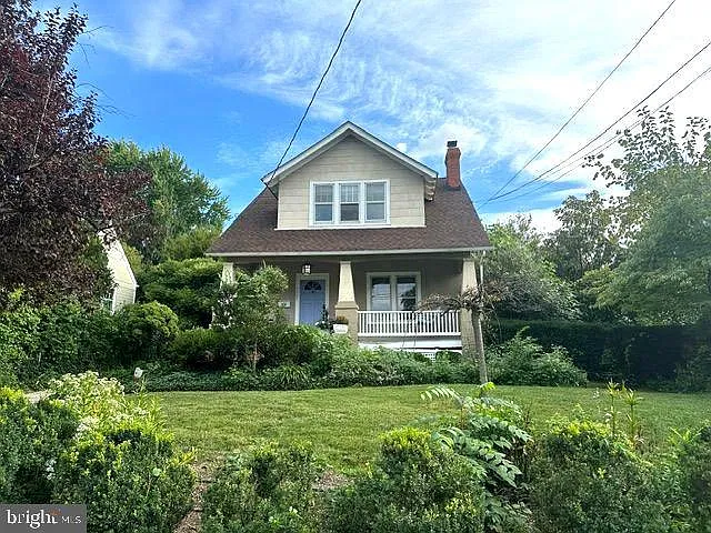 4608 W Virginia Ave — Photo 2