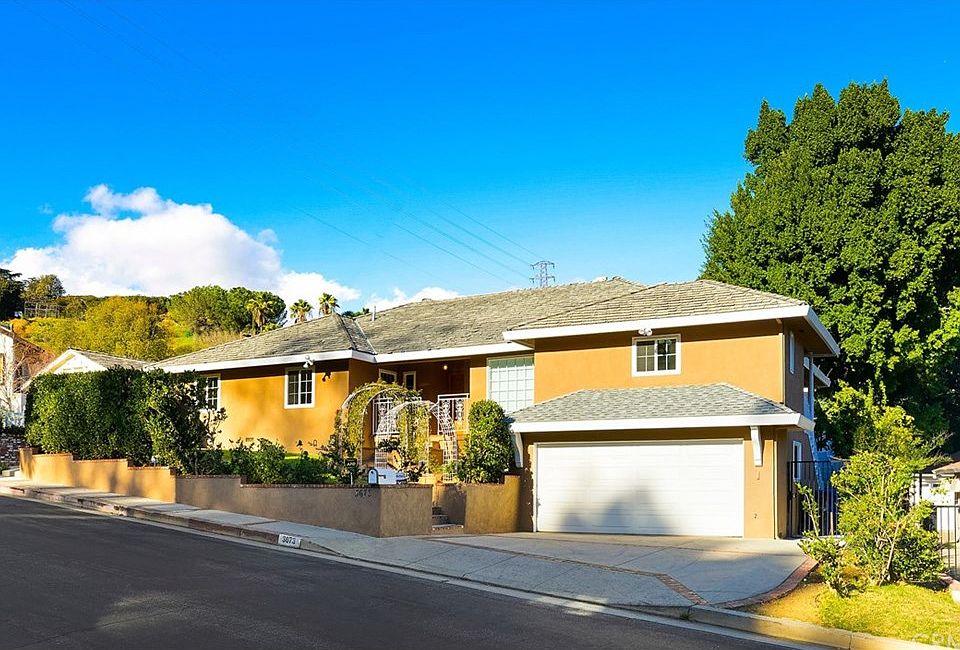1st image of 3673 Wrightwood Dr