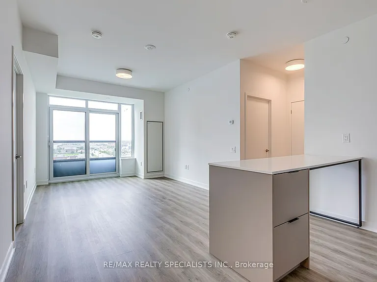2485 Eglinton Ave W #1018 — Photo 15