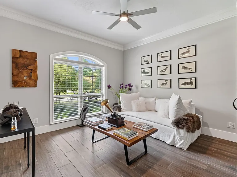 110 S Veilwood Cir — Photo 31