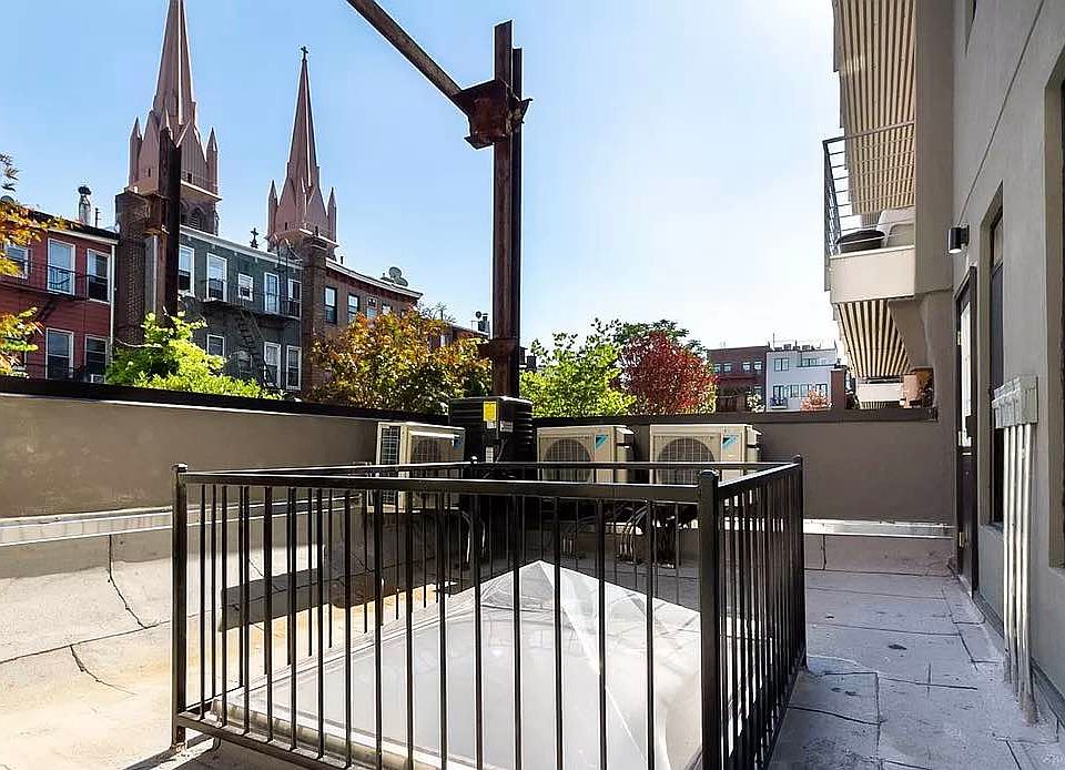 1st image of 150 Meserole St #2L