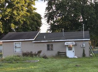 420 W State St, Lovington, IL 61937