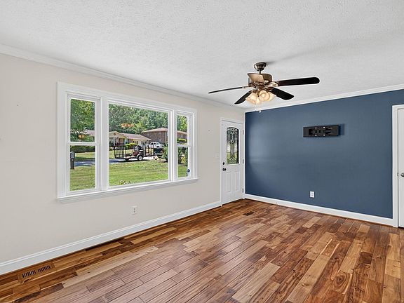 5th image of 117 Konnarock Cir