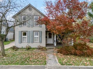 1030 Elm St, Grafton, OH 44044