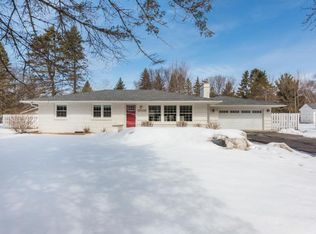 15008 Gleason Lake Dr, Plymouth, MN 55447