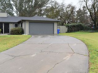 8960 Chalmers Ct, Elk Grove, CA 95624