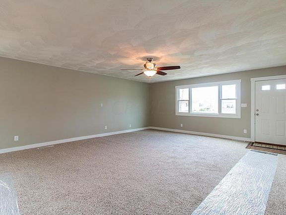 3rd image of 7429 Donald Ave