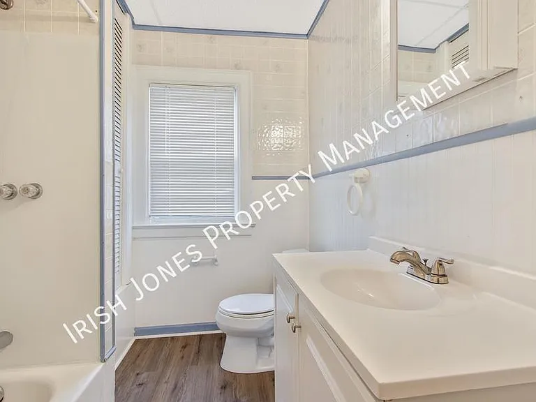 700 Hopkins St #2 — Photo 8