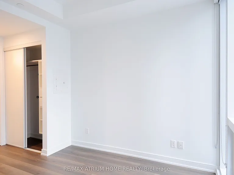 3 Gloucester St #501 — Photo 8
