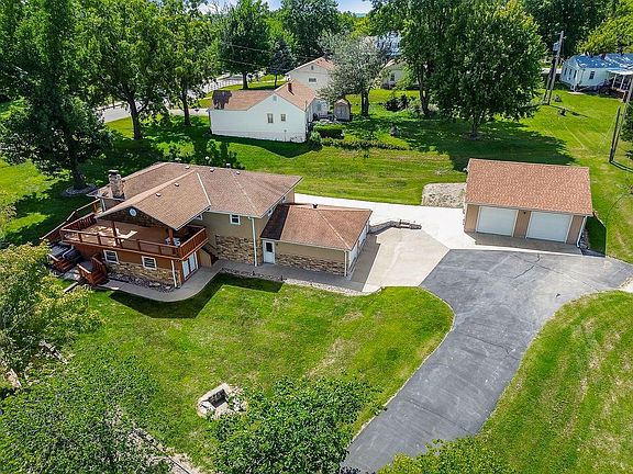 2nd image of 5001 NW High Dr