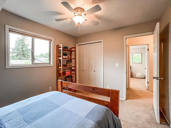 3rd image of 645 Cree Cir