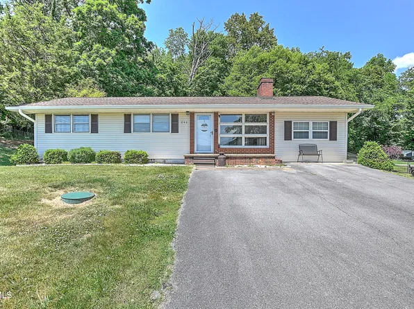 246 Florence Dr, Blountville, TN 37617