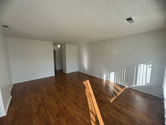 3rd image of 7418 Alma Vista Way