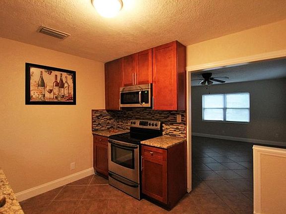 4th image of 255 38th St N
