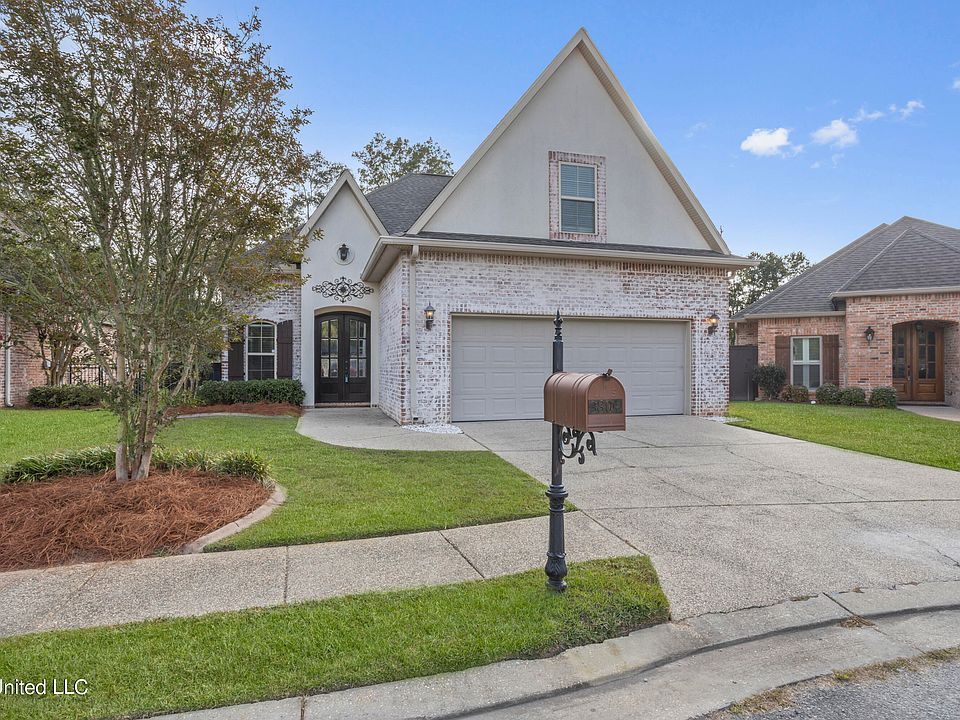 1st image of 3804 Acadian Village Dr