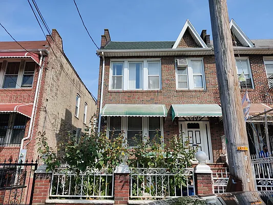 Rented by Signature Property Realty | media 5