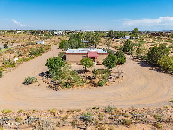5th image of 5249 Desert Willow Dr
