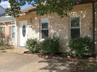 450 Troon Chas, Virginia Beach, VA 23462
